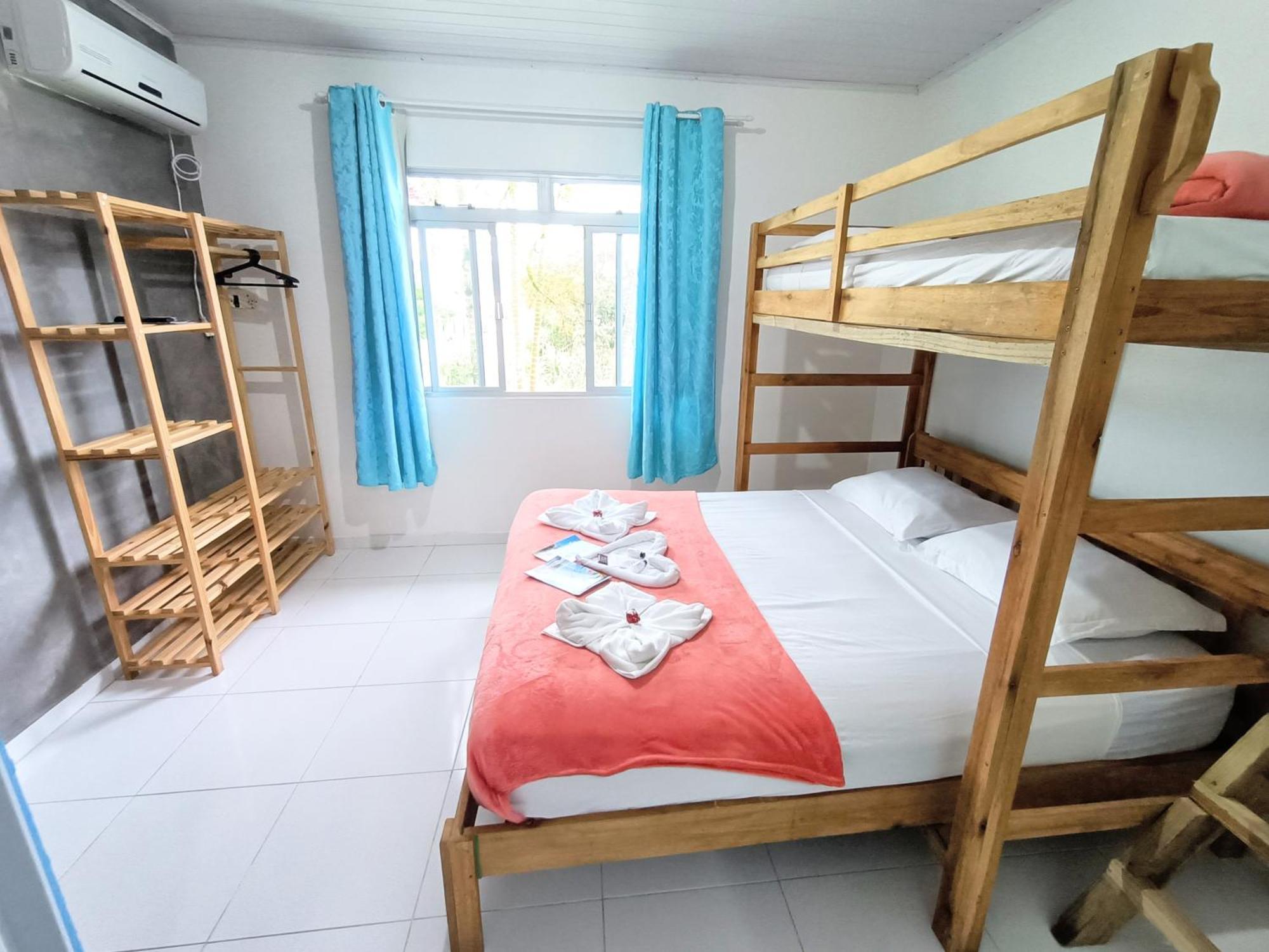 Hostel Casa Da Vo Rosa Говернадор-Селсу-Рамус Экстерьер фото